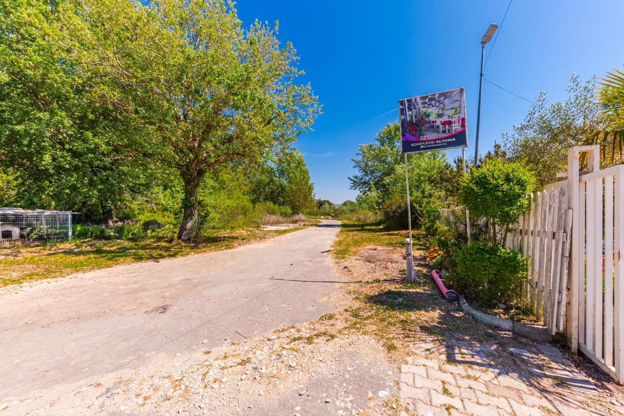 Kompleksi Aljoma Fushe-Drac Exterior photo